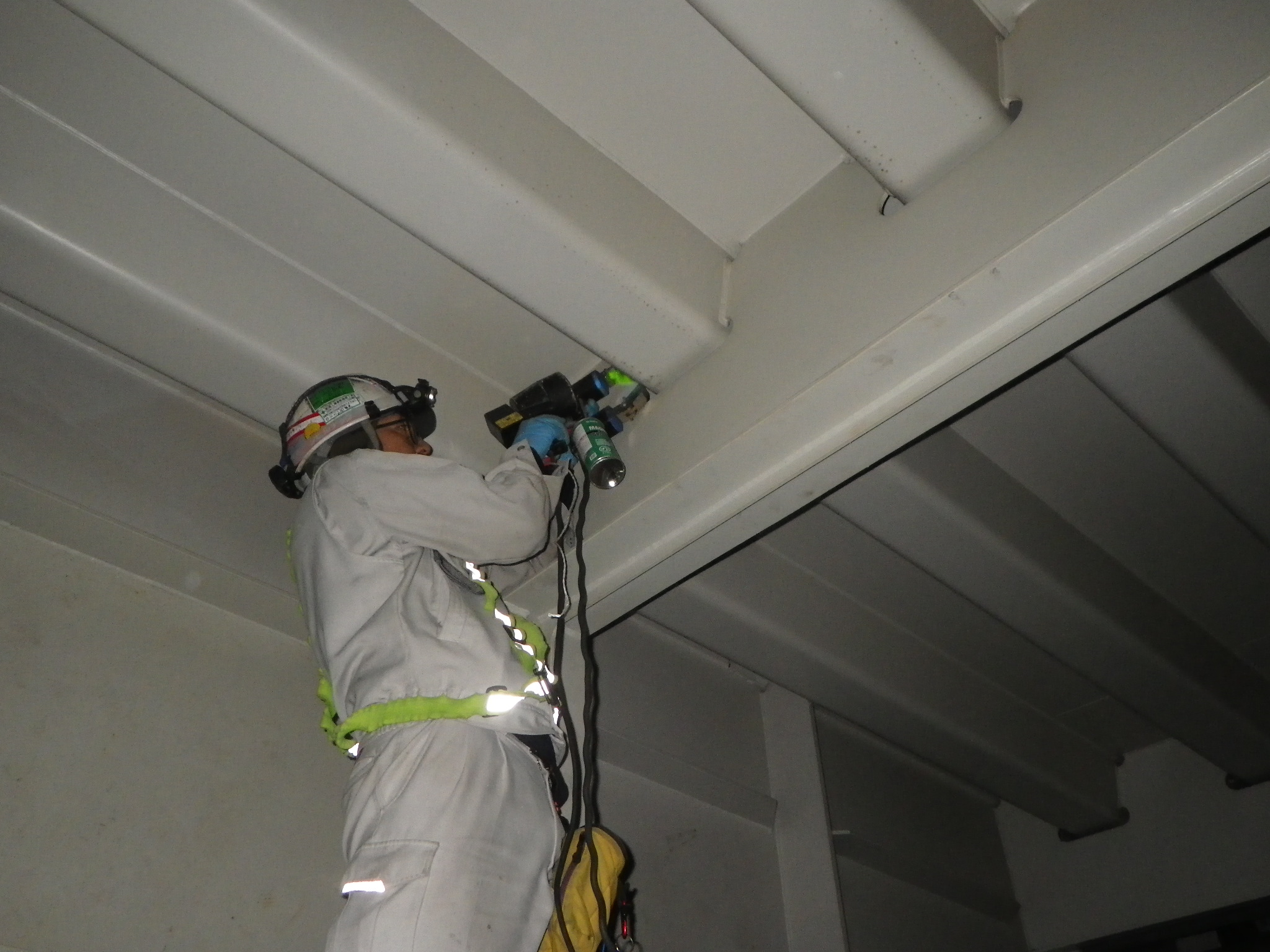 国道橋梁 磁粉探傷試験