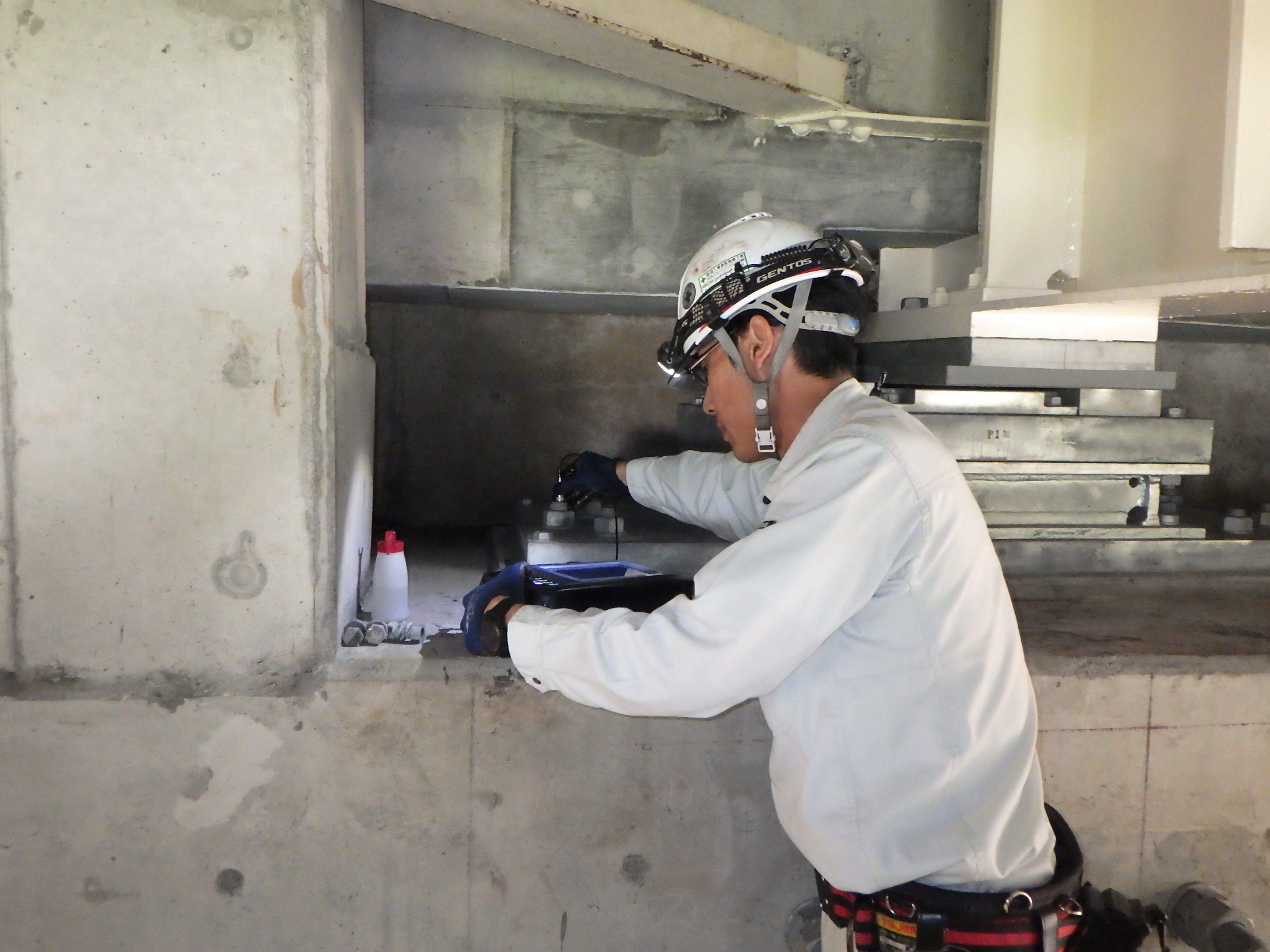 崎山橋耐震補強工事(佐久米高架橋支承取替工事)